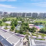 Branded 2Br Residence With Direct Park Access