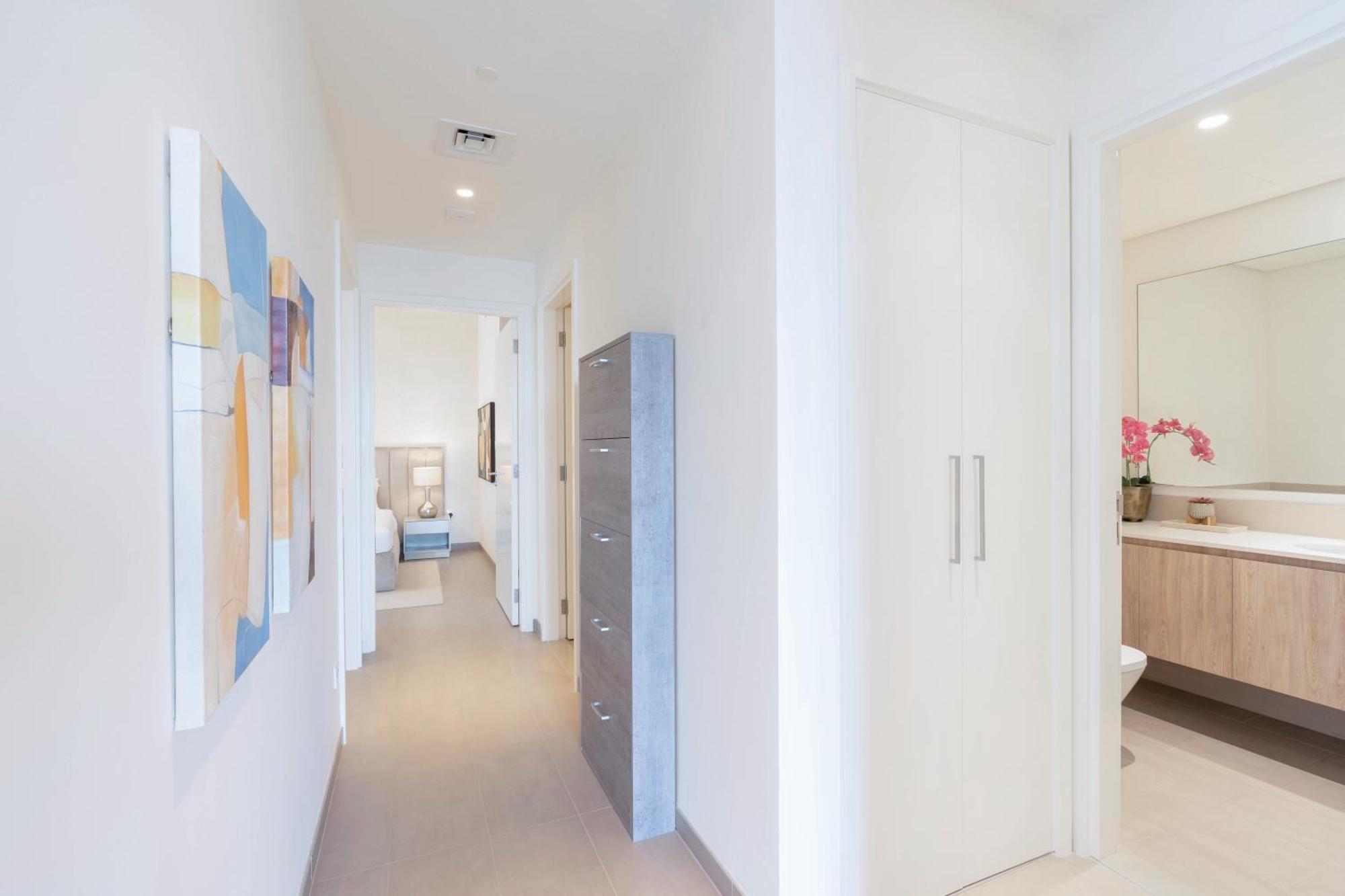Branded 2br With Direct Park Access
