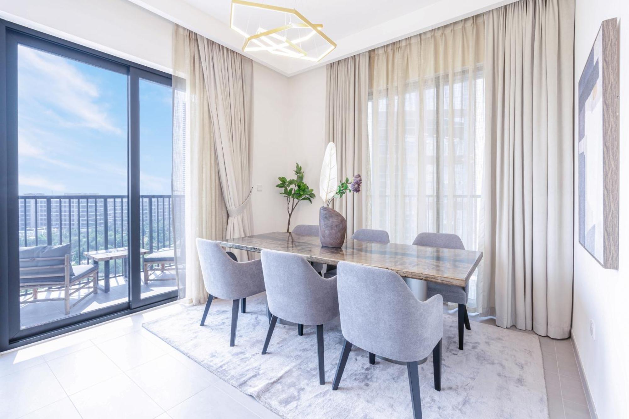 Apartment Branded 2br With Direct Park Access