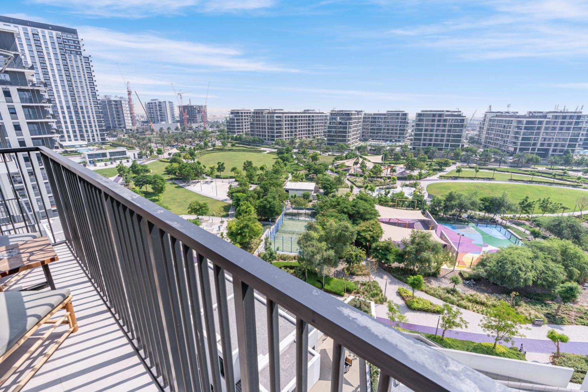 Branded 2br With Direct Park Access *