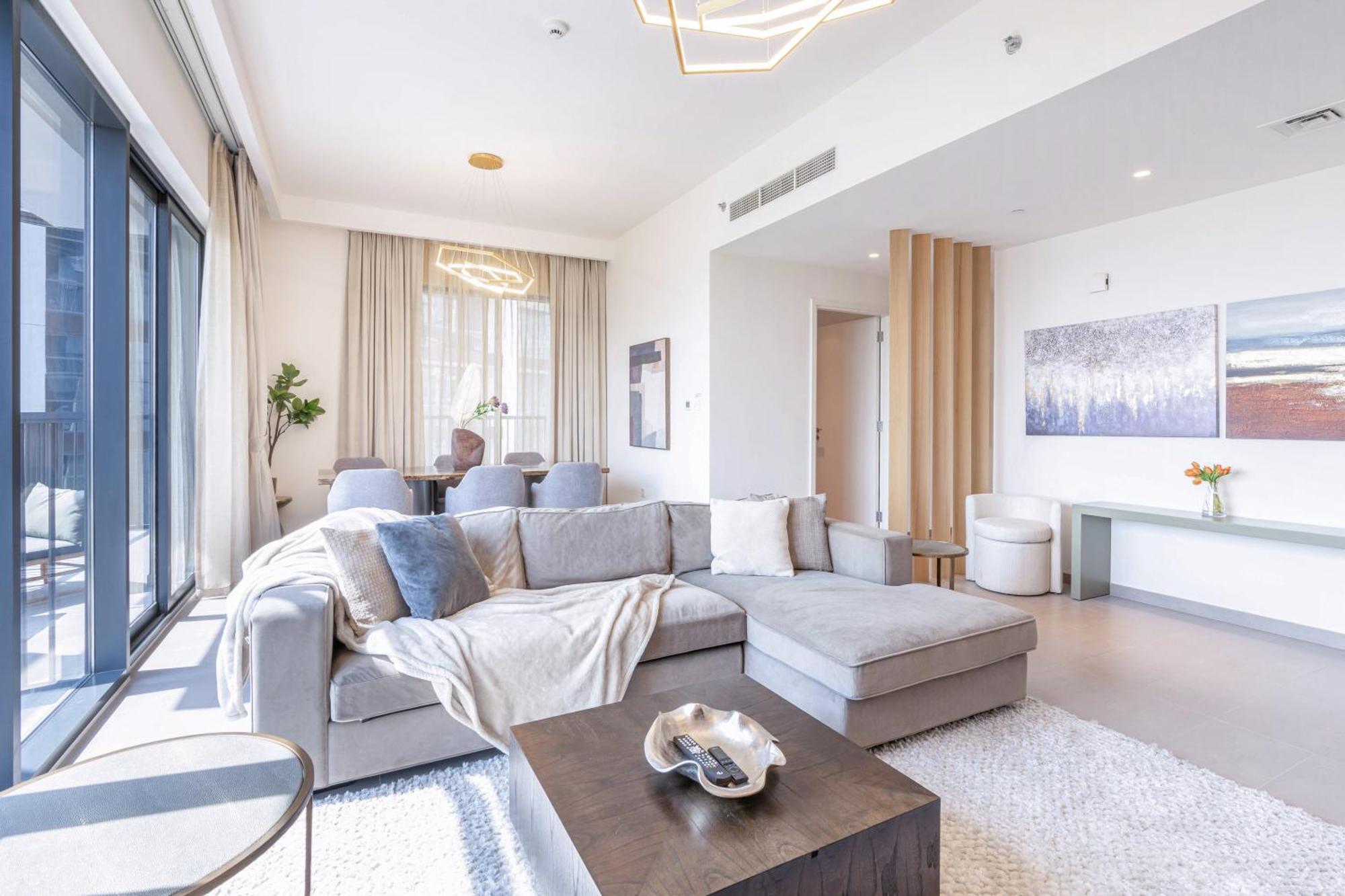 Apartment Branded 2br With Direct Park Access Dubai